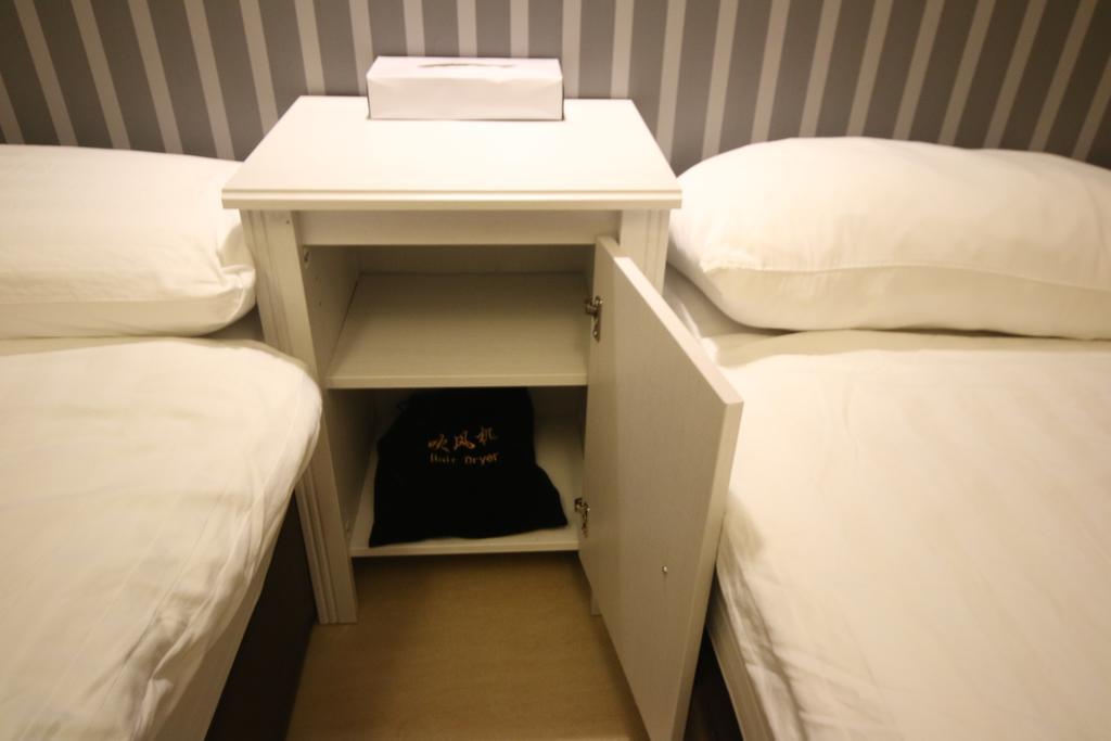 S3 Hotel Hong Kong Exterior photo