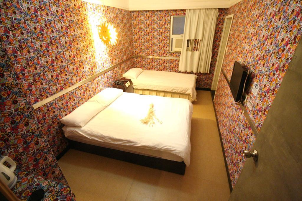 S3 Hotel Hong Kong Exterior photo